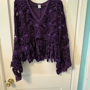 VENUS Purple Floral Lace V-Neck Bell Sleeve Blouse